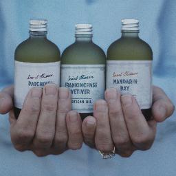 Saint Maren hand makes luxury artisan bathing products with only natural ingredients in the traditional way. Clean skin, clean conscience.