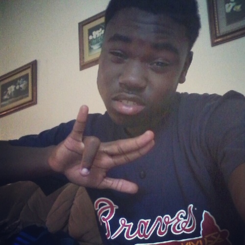Follow me by pressing the blue button then follow my cute ass bestfriend @_xokiara