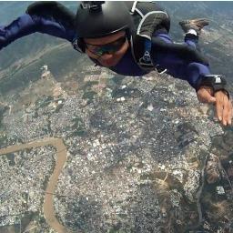 Ingeniero de sistemas, mis pasiones: Las redes, la conectividad, la computación en la nube, el mercadeo online, el paracaidismo y las motos!