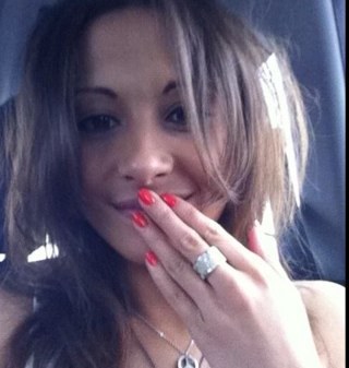 Hey, im Joy, Crushing on Fabian and maybe someone else... :) Best friends are Trixie~Mara //RP\\