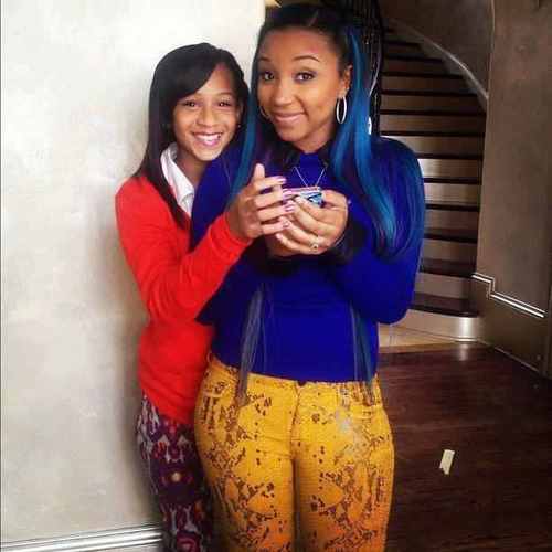 Im The REAL Deyjah! and i made a new twitter! catch me on Vh1! Zonnique Pullins is my sister (: follow my ig:@Princess_of_da_south! peace im out !