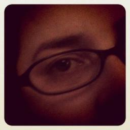 JennOnLocation's profile picture. A woman on the move.