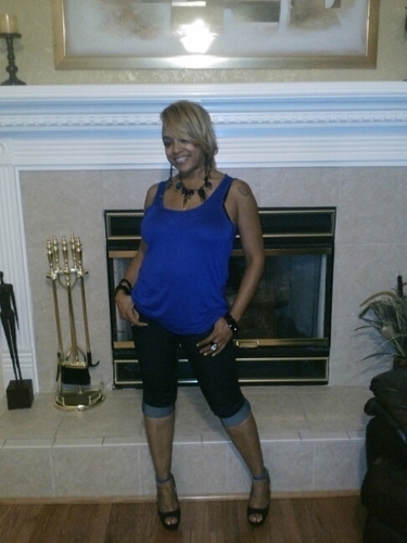 im a very confident woman who loves 2 hav fun & i love genuin people