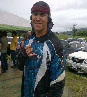bryan_albarran's profile picture. Trabajador.. Sociable.. deportista.. Amo mi familia.. Siganme que yo los sigo.. Y I♥Paintball..!!