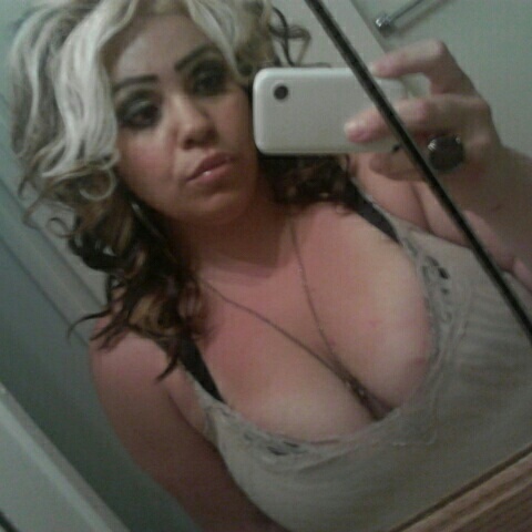 from that 209 stockton.. on here jus to meet inew people..