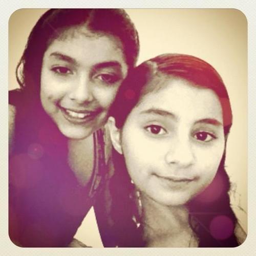 Hey! We're Sara:) And Lauren!♥ We love to sing&dance. We're like twins, both 10 year old.  Follow : @OfficialJoamyM and @SalmaZayed12
