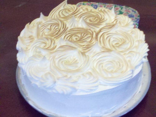hi! my name is Marion and  i am a blogger of food . i went to school for baking and pastry and love to bake and try new recipes and share them with other.