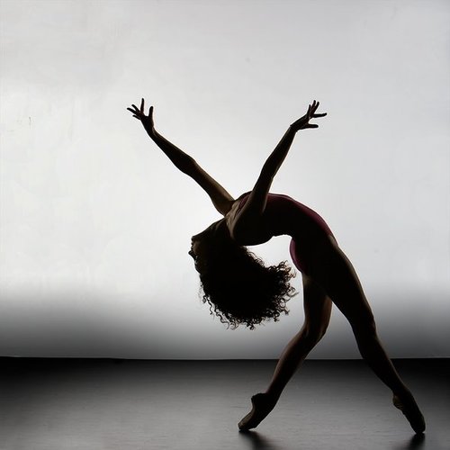 To the dancers that are born with a passion to dance.