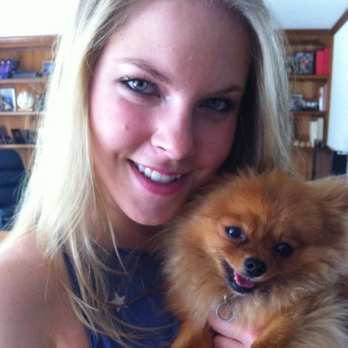 jasminesays's profile picture. 