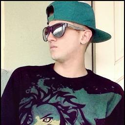 Coração de Malandro olhar safado , vagabundo...