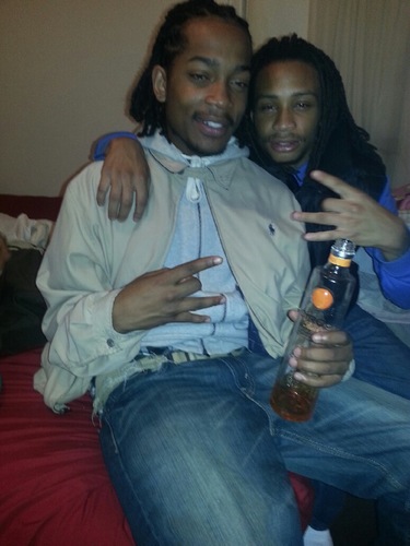 162nd Tarkington Dreadheads livin life 4 my Granny & My Niggaz Rell & Young Man .. 4eva N My Heart Rest N Peace