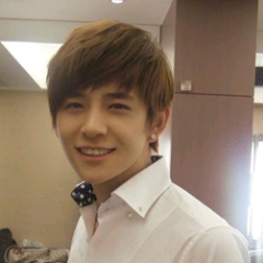 caroline8732's profile picture. 极品远离我，我是王者。