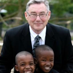 This is the official Twitter page for @acchoir founder Ray Barnett's blog - Ray's Voice. Be informed & inspired by Ray's remarkable stories.