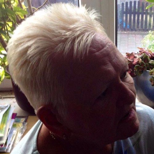 waard_de's profile picture. Mede eigenaresse Cafe de Willemsbrug.      CAFE DE WILLEMSBRUG.  MAASKADE.95.(OP HET NOORDEREILAND).