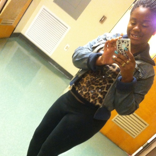 #team darkskin♥
#team iphone♥
#NCAT'15♥