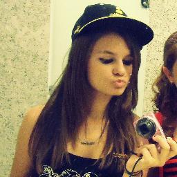 Cada um tem exatamente de mim , o que cativou ;] 
http://t.co/8OBtalON
