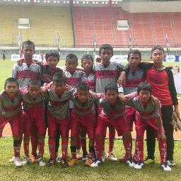 pemain sepak bola