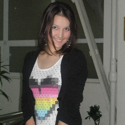 21Aliya's profile picture. 