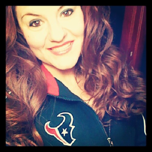 heathrmariee's profile picture. Simply just me.