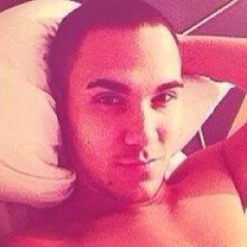 TheCarlos2ASRP's profile picture. Party people