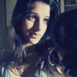 hyasmimm_'s profile picture. 