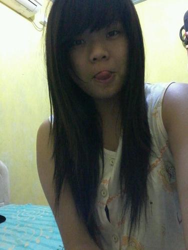 LiveWhileWe'reYoung♥ 
Line/path/insta: nikenkenn09
God's little girl ♥ 
My second twitter : @nikenkenn09
