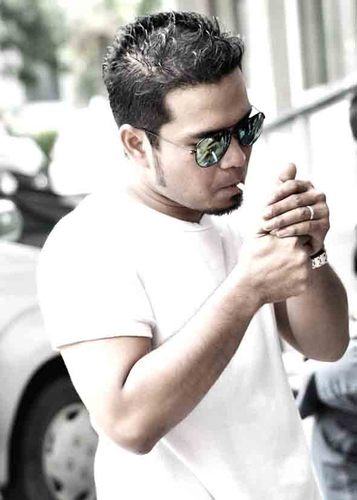 keyboardist @mrbranddyband, Photographer & Owner @michizartwork, michiz_artwork@yahoo.com / michael_ola_conterius@yahoo.com. 085730075707 PIN вв: 2152BEDC