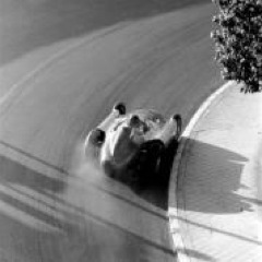 The Klemantaski Collection is one of the world's largest and most varied libraries of historic motorsports and motor racing photography.