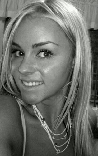 Fabuash's profile picture. 