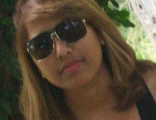 Euu sou do tipo da pessoa
muito tranquila,não me importo dos que os outros
pensam, o que importa pra mim
é do que eu acho e que sou.