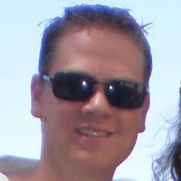 janooms's profile picture. 