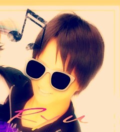 高一です。自分KARA好きなんでKARA好きの人はフォローお願いいたします。