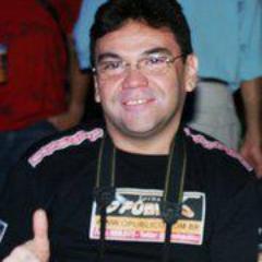 Um amigo fiel, positivo e verdadeiro. Se você desejar me conhecer melhor e se tornar meu amigo (a) é só seguir as regras: amizade, respeito, igualdade, luta...