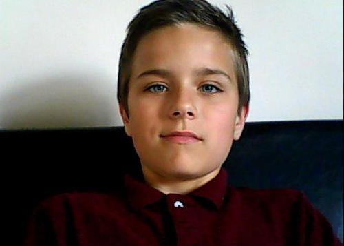 dylanthomas0505's profile picture. goes too cardinal hume has no job obv