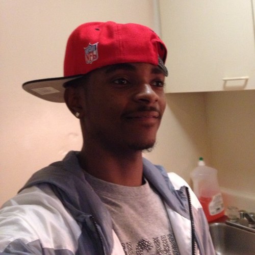 Known as Twon, East Atlanta born and raised, laid back dude, 22yrs of age, follow me, that's all there is to it. Instagram: Chill_Twon