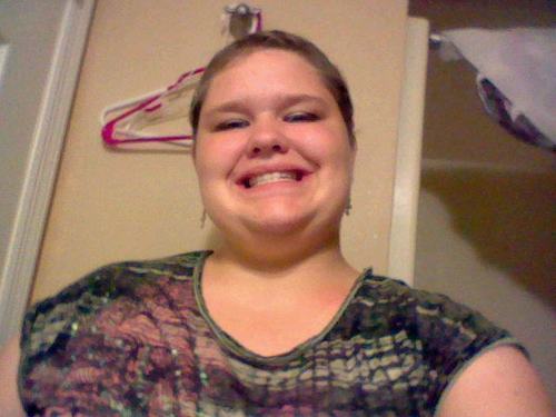 Hi I'm Bethany And I'm 15 years old and I'm a huge Justin bieber fan I love him so much I really wanna meet him! 3