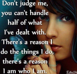 amoodybint's profile picture. 