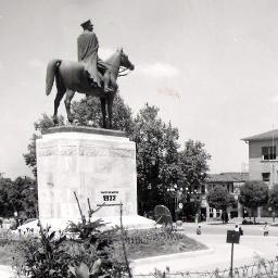 🇹🇷 🐊

Facebook : Eski Bursa Fotoğrafları
https://t.co/PXoMmF6niR