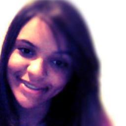 Na vida te desejo duas coisas: TUDO E NADA. TUDO que te faça feliz. NADA que te faça sofrer.
