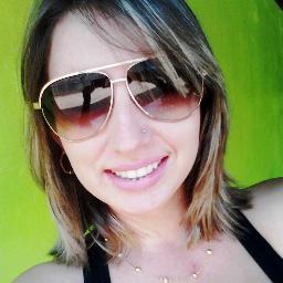 Sorriaa !! Teeu sorriso tem um poder Magnifiicoo ; -*-*