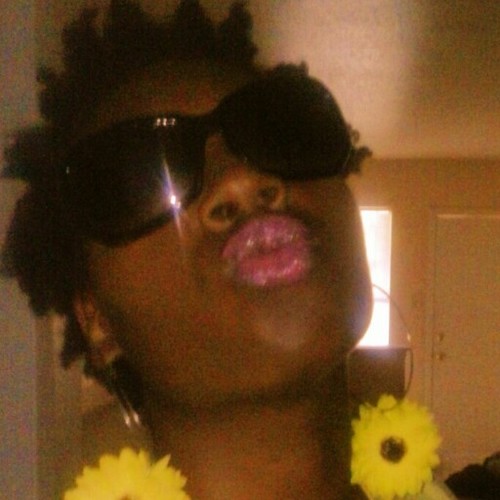 ♥Fяєє A∂мιѕѕιση 2

♡βITCHϒ βΔϒθU♡ 

♥Tweets May Cause DiZzYnEsS&CoNfUsIoN 

IM That Believer that U ♡ 2 HATE BUT #iSTILL ♡ YA THO

@B3_Beautique #TFB