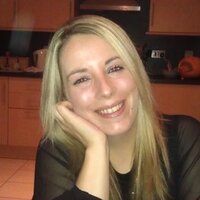 elaine lowrey (@waglow25) 's Twitter Profile