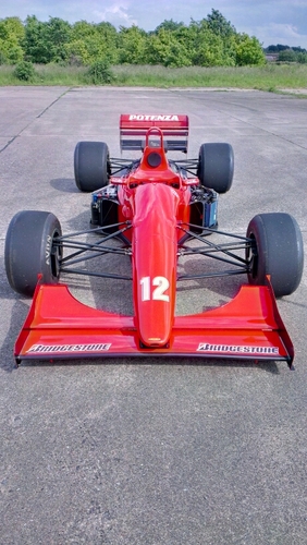 Mechanical Engineer, 3D Designer, F1 fan.