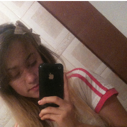 Escorpião,Feia,13,desastre,ciumes,bagunça, chatisse, idiotice, esquisitice,loucura,sonhos e comilona.....http://t.co/o1l8GRz1Xi