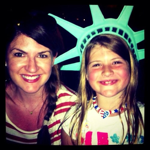 Loves Jesus. Mama to Amelia. Private chef.