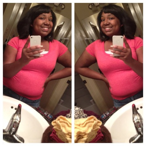 Follow my twin @KiaJanae_ 
                    
Instagram: miajonae_