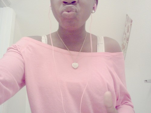 iiLovee Sports , c: imma Athletee / Cheerleader For The BEARS ^ . ^ iM A Real Femalee 3 ' & Dont Got Time For H___ that Want Attention ,  Nuff Said  .