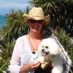 leaworth's profile picture. 