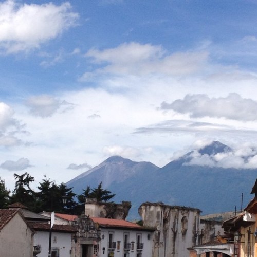 crisamenabar's profile picture. 