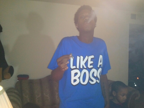 I am jus a out west nigga on dis paper chase Follow lil bro @Desehoes_ifuck #Salute